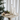 Albero di Natale decorativo bianco con stella dorata sulla punta