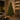 Albero di Natale artificiale Royal 210 cm con 500 LED luce bianco caldo 2700K, ambientato in un elegante soggiorno moderno