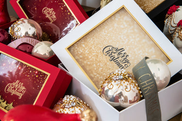 Sfera Decorativa per Albero di Natale in Vetro con Perline e Finitura Oro - Viron.it