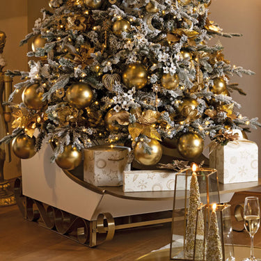 Base Porta Albero Slitta Natalizia in Metallo Colore Bianco e Oro