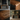 Mobile console design japandi in legno caldo per ingresso elegante