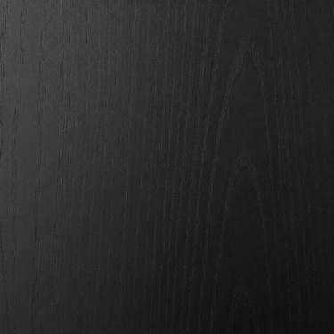 Dettaglio texture in legno nero opaco con venature verticali moderne